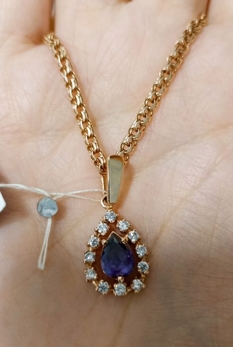 Золотой подвес с аметистом