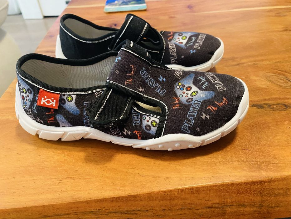 Детски пантофи за момченце