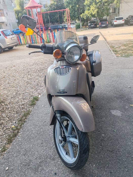 Motocicleta Aprilia