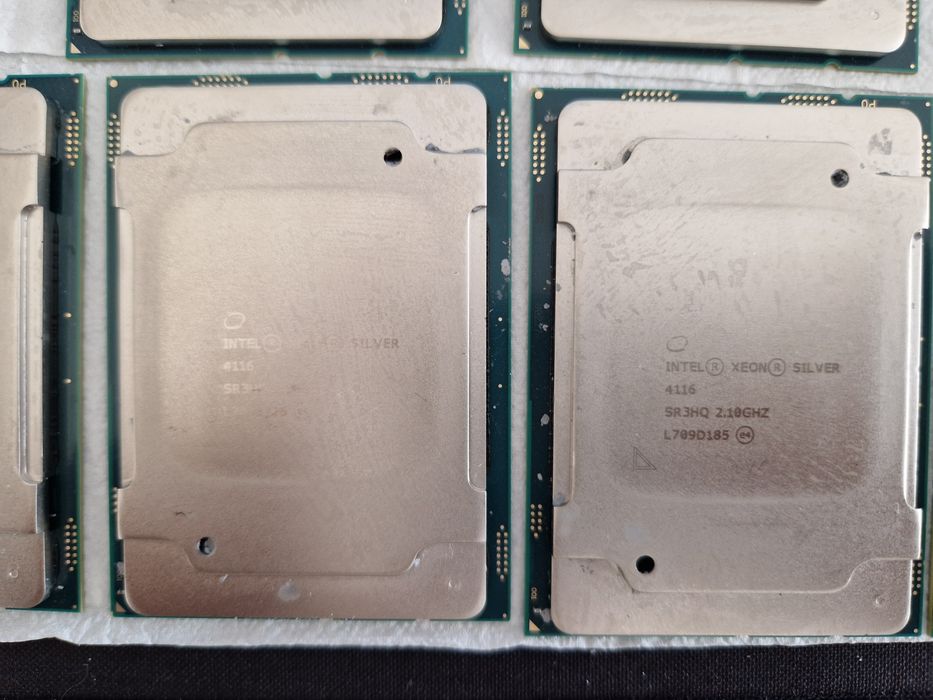 Intel Xeon Silver 4116