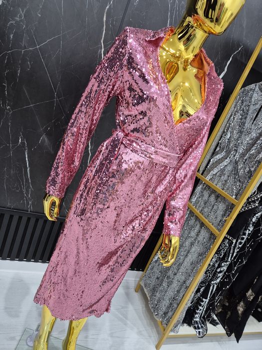 Rochie roz midi cu paiete Boohoo