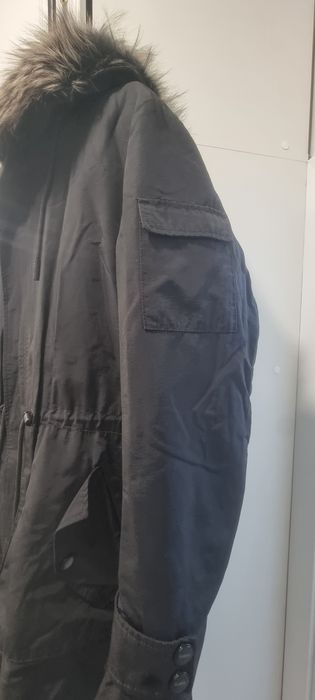 Продам зимнюю куртку