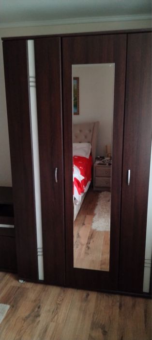 Vand dulap si comoda