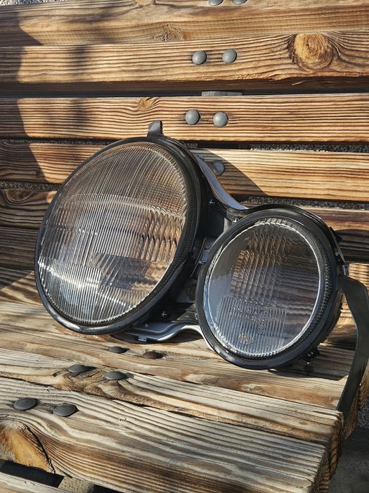 Оригинален фар за Mercedes W210