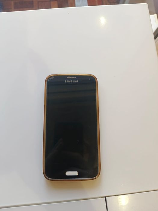 Продам самсунг s5 2015 год