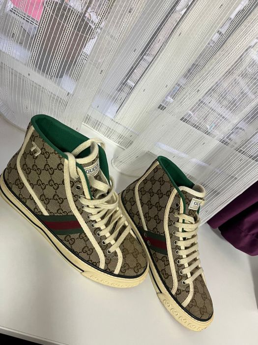 Gucci GG Canvas High-Top Sneakers-stare bună