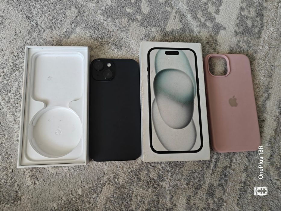 Продам айфон iPhone 15