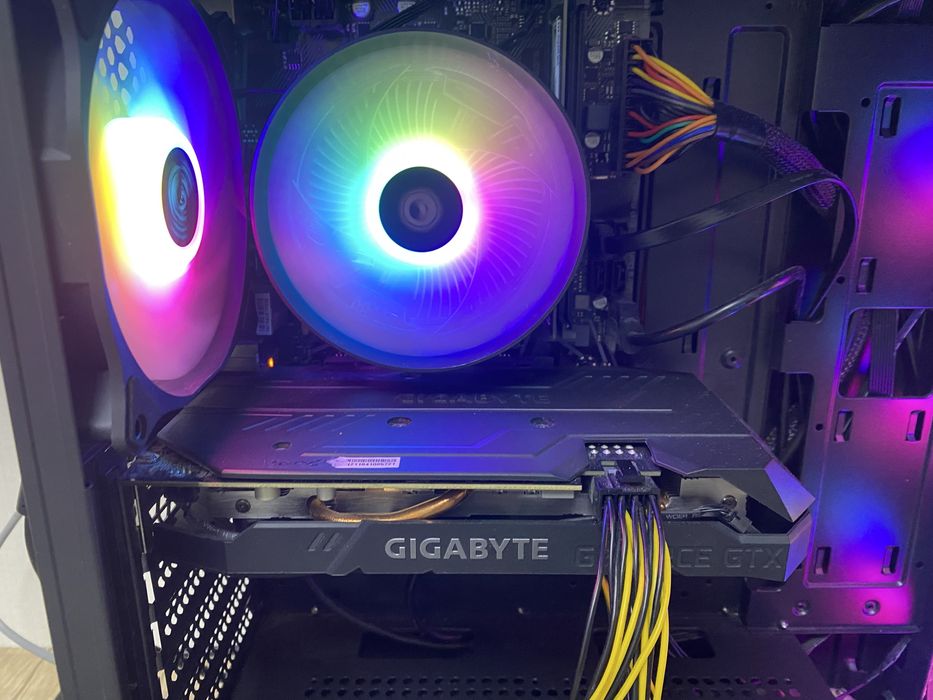 Продаю компьютер!!! Хороший,