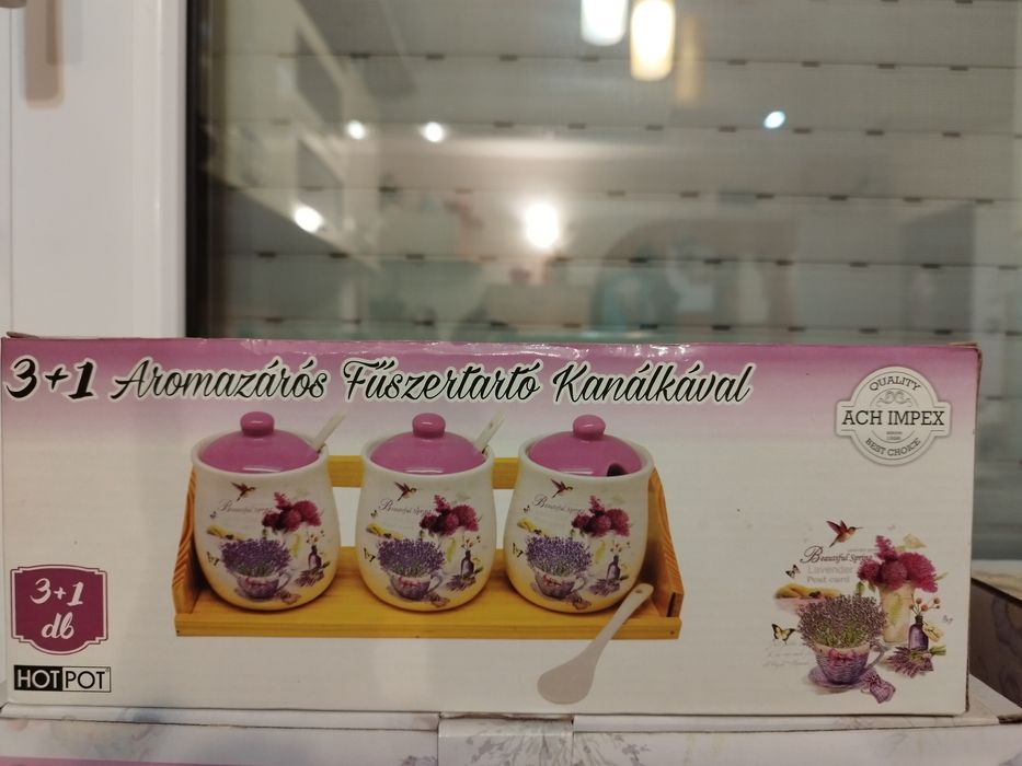 Seturi 3+1 piese din ceramică bucătărie și carafă