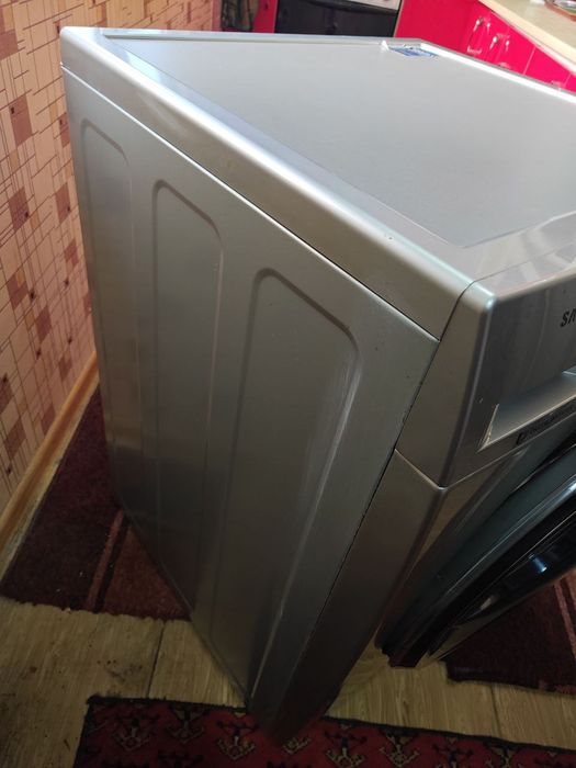 Samsung 8 кг инвектор в хорошем состоянии