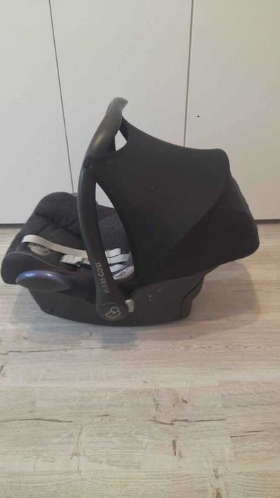 Scoica Maxi Cosi Cabriofix plus talpa familyfix isofix