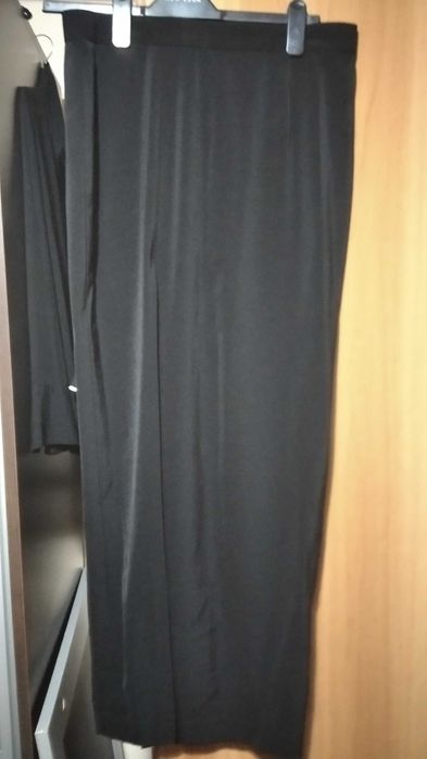 Bluză  și fustă elegante-o singura purtare
