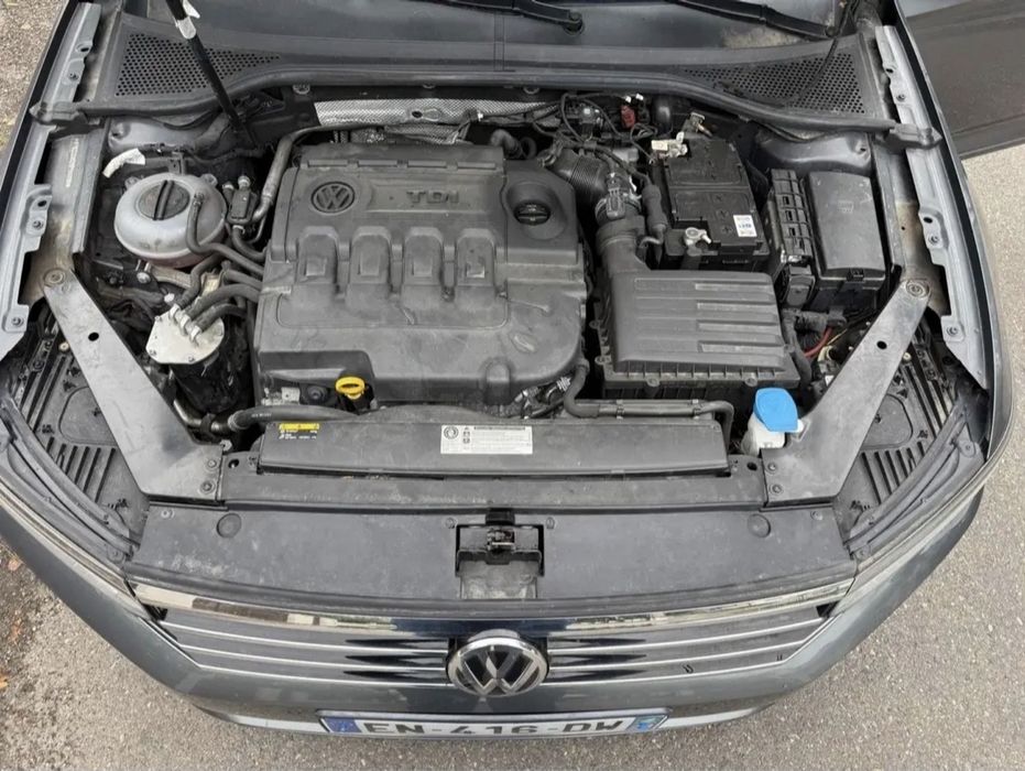 Vand :Volkswagen  Passat Highline