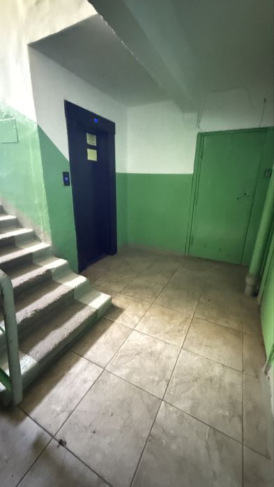 3 комнт, район универа