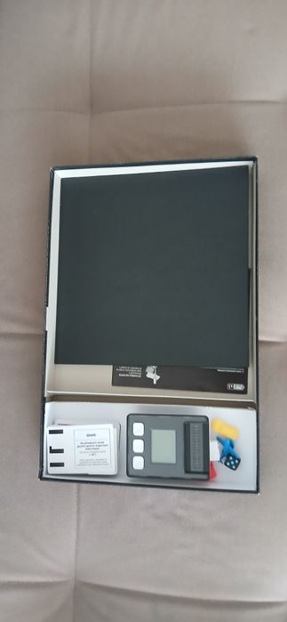 Продам  настольную игру монополию