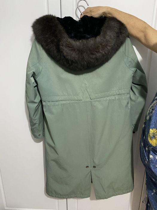 Продам парку с доставкой