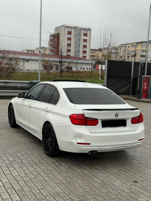 BMW F30 Automata 328i / 245 Cp