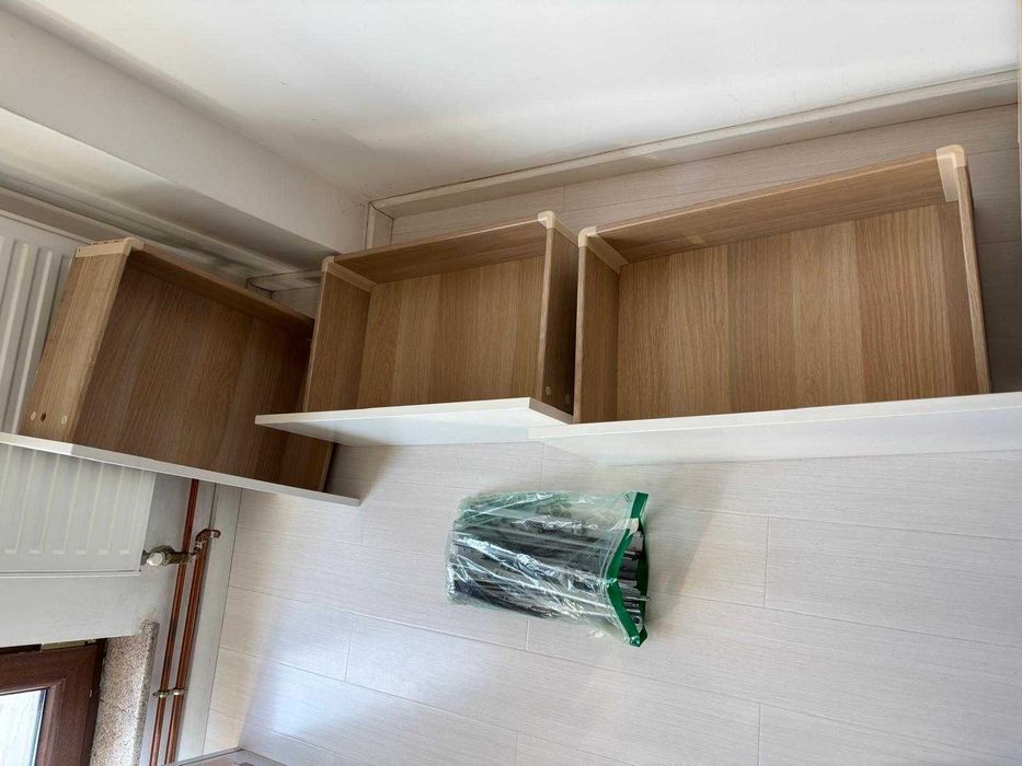 Set 3 sertare Ikea Besta - fata alb lucios - stare foarte buna