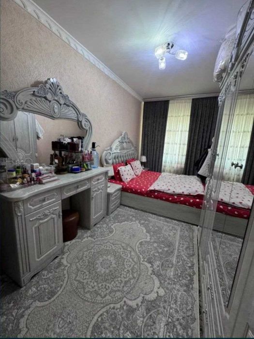Qoraqamishda 5 xonali Kvartira Sotiladi !