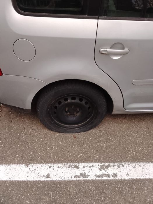 De vanzare vw touran