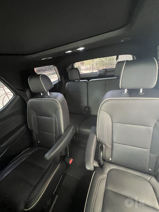 Chevrolet Traverse 2023 гол