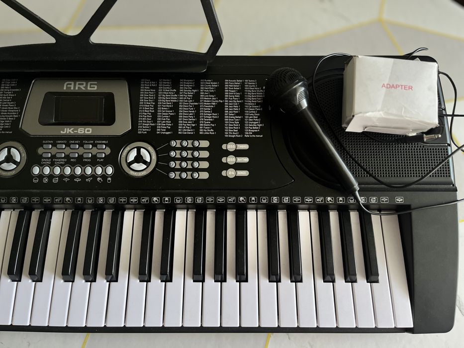 Синтезатор сатылады!!