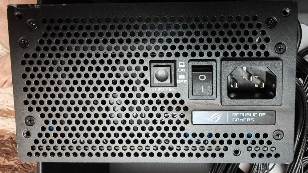 Блок питания Asus ROG strix 1200w aura edition