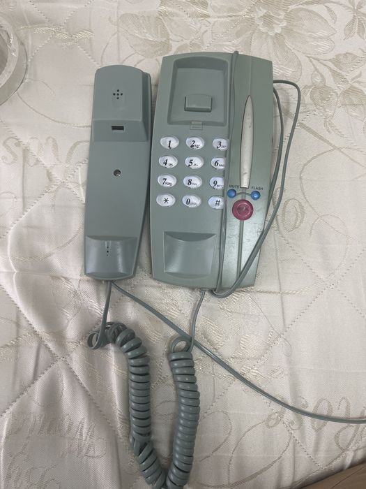 Продам телефон, шкатулку, сувенир