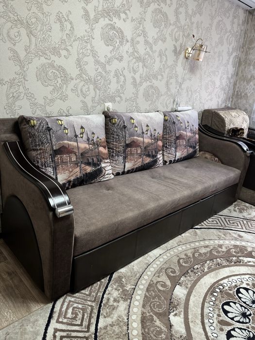 Продам диван в хорошем состоянии