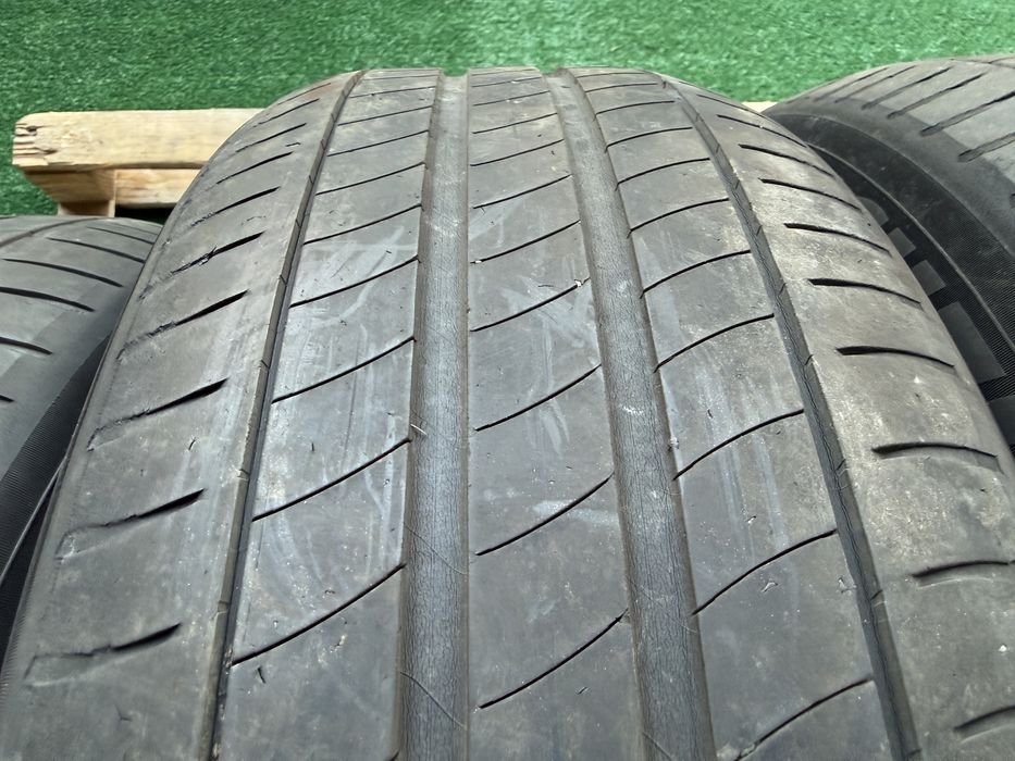 4бр. Летни Гуми С Борд 205/55R/19 -MICHELIN- DOT:4120- 5.2мм. *80€ за 4бр.*