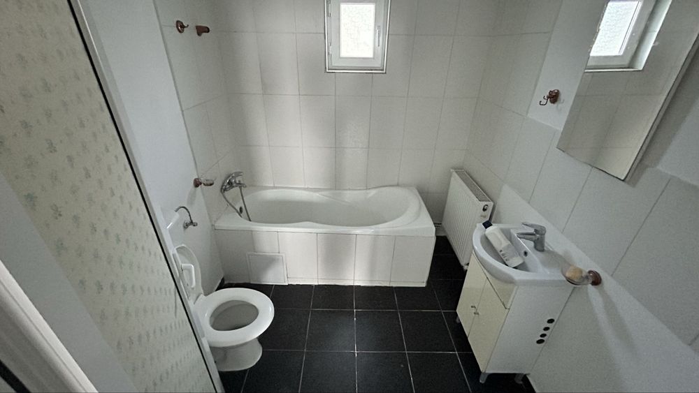 Casa zona Kaufland strada Bujorului