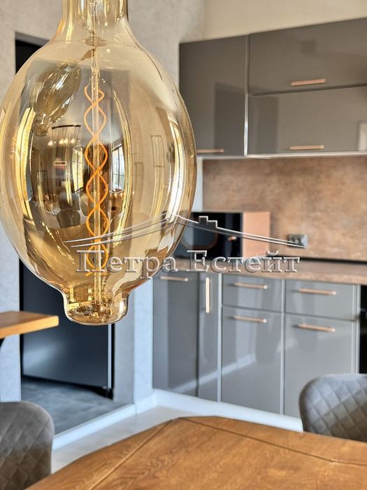 Продава се Тристаен апартамент в Варна, Бриз - 178 кв.м за 1143 €/кв.м - Снимка #5