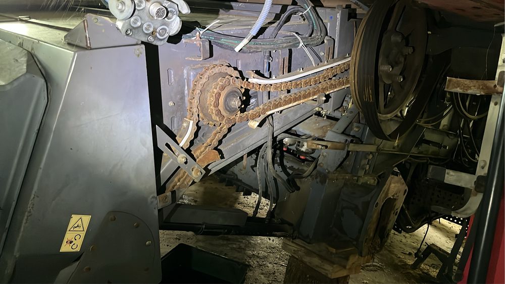 Dezmembrez combina agricola Massey Ferguson 7272, 7274 7276 7278 7280 Fendt 8300 8350 38 40
