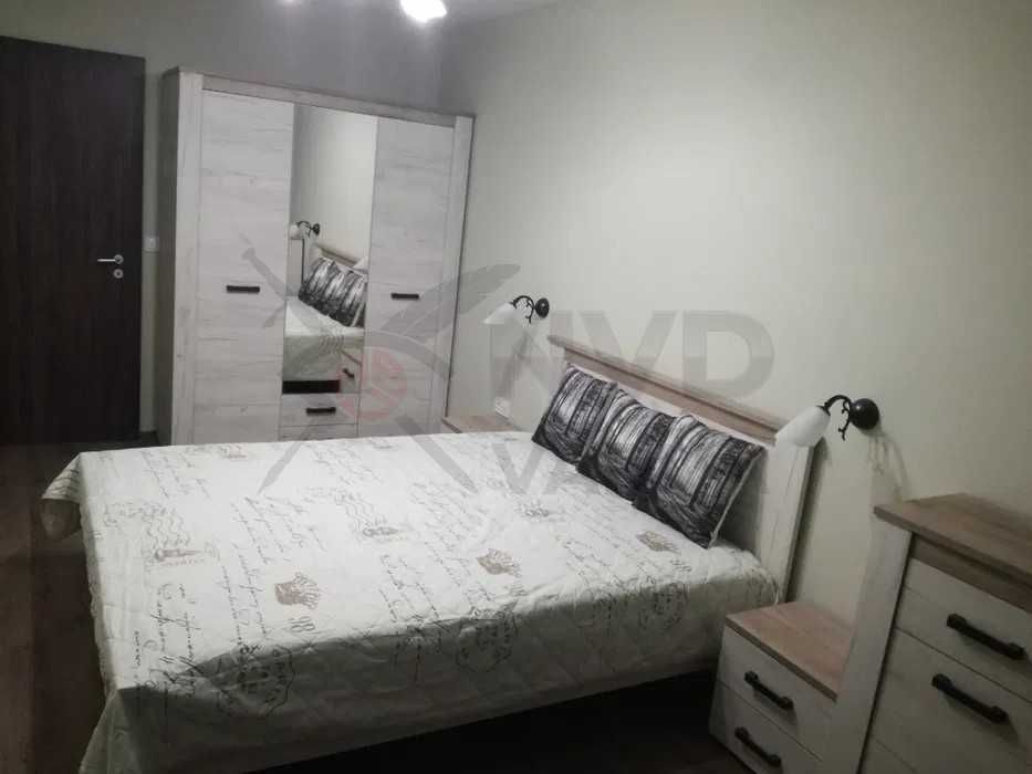 Дава се под наем Тристаен апартамент в Варна, Цветен квартал - 80 кв.м за 700 € - Снимка #5