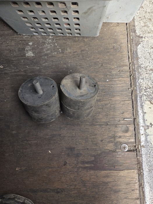 Падушка двигитель