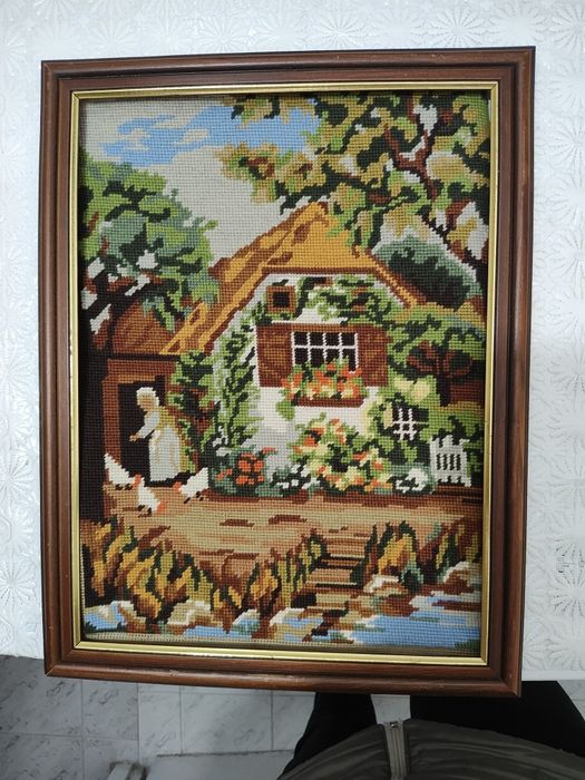 Гоблени по 50лв бр.Пролет,Слънчогледи,Къщата