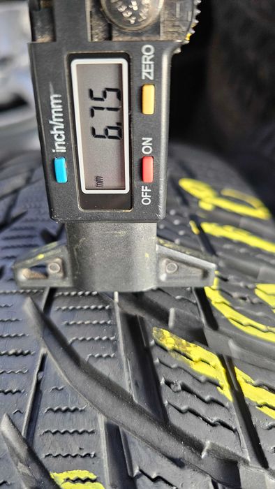 Anvelope 215 55 17 NOKIAN  iarna