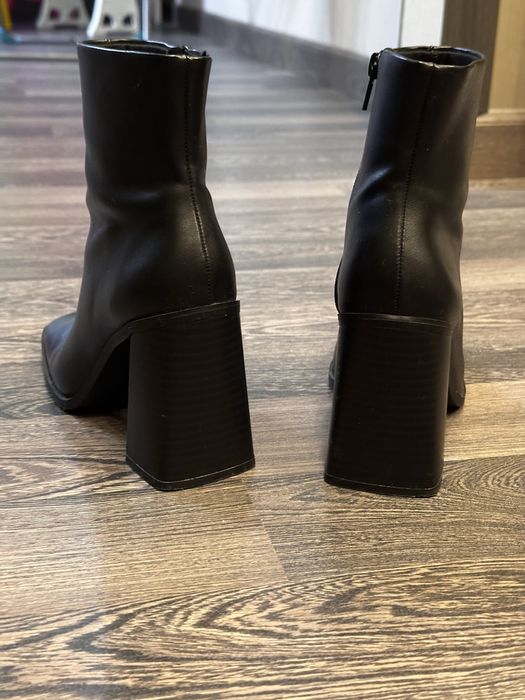 Продам ботинки H&M