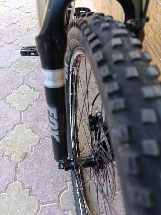 Specialized 26 цола "Мекица"