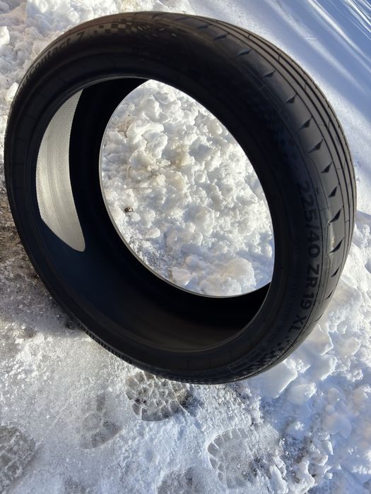 Cauciucuri vara 225 40 19…2buc Michelin 2buc Continental….DOT2023;2022