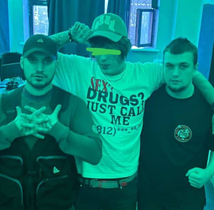 Новые футболки как у code10/code80