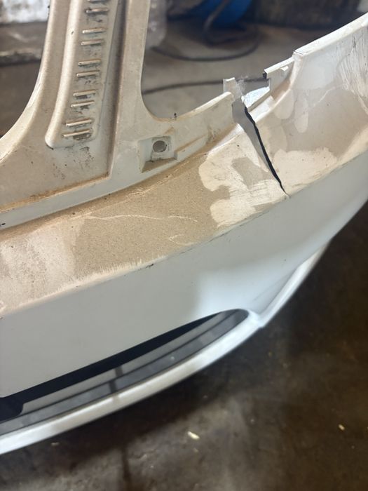 Бампер на гранту передний