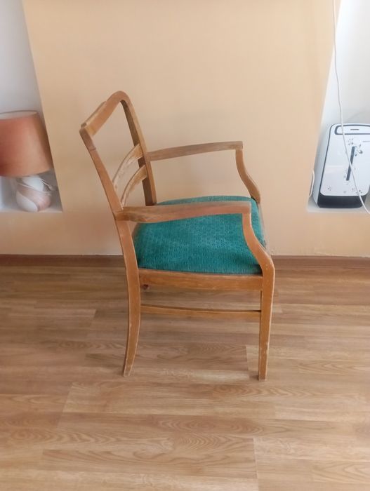 Винтажное кресло