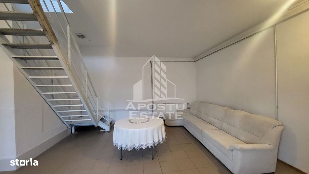 Locatie pentru muncitori,20 de apartamente cu o camera si baie proprie