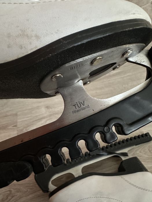 Кънки за лед фигурни worker 35-37