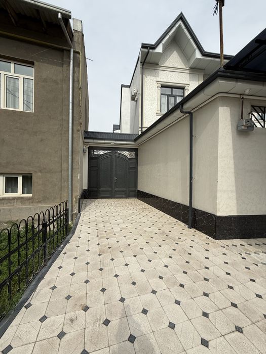 Срочно продаётся 2,5-сотих 5-комн участка в Сергели Ханабад