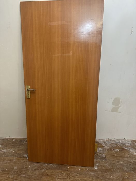 Дверь комнатная б/у