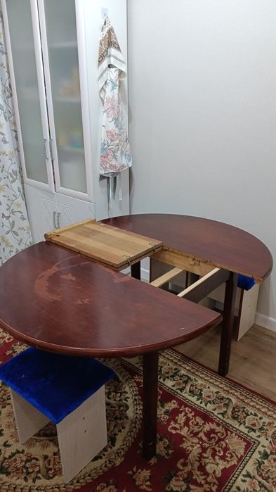 Кухонный стол дубовый