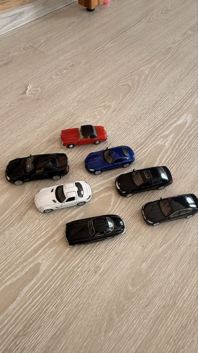 Машинки,масштабные mercedes bmw ,игрушки