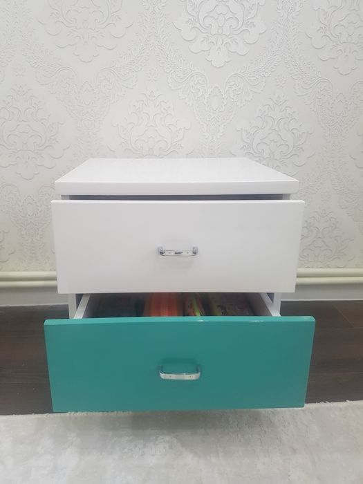 Шкафчик 55×50 белый акрил